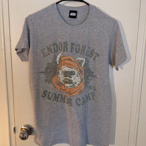 Star Wars T-Shirt Medium